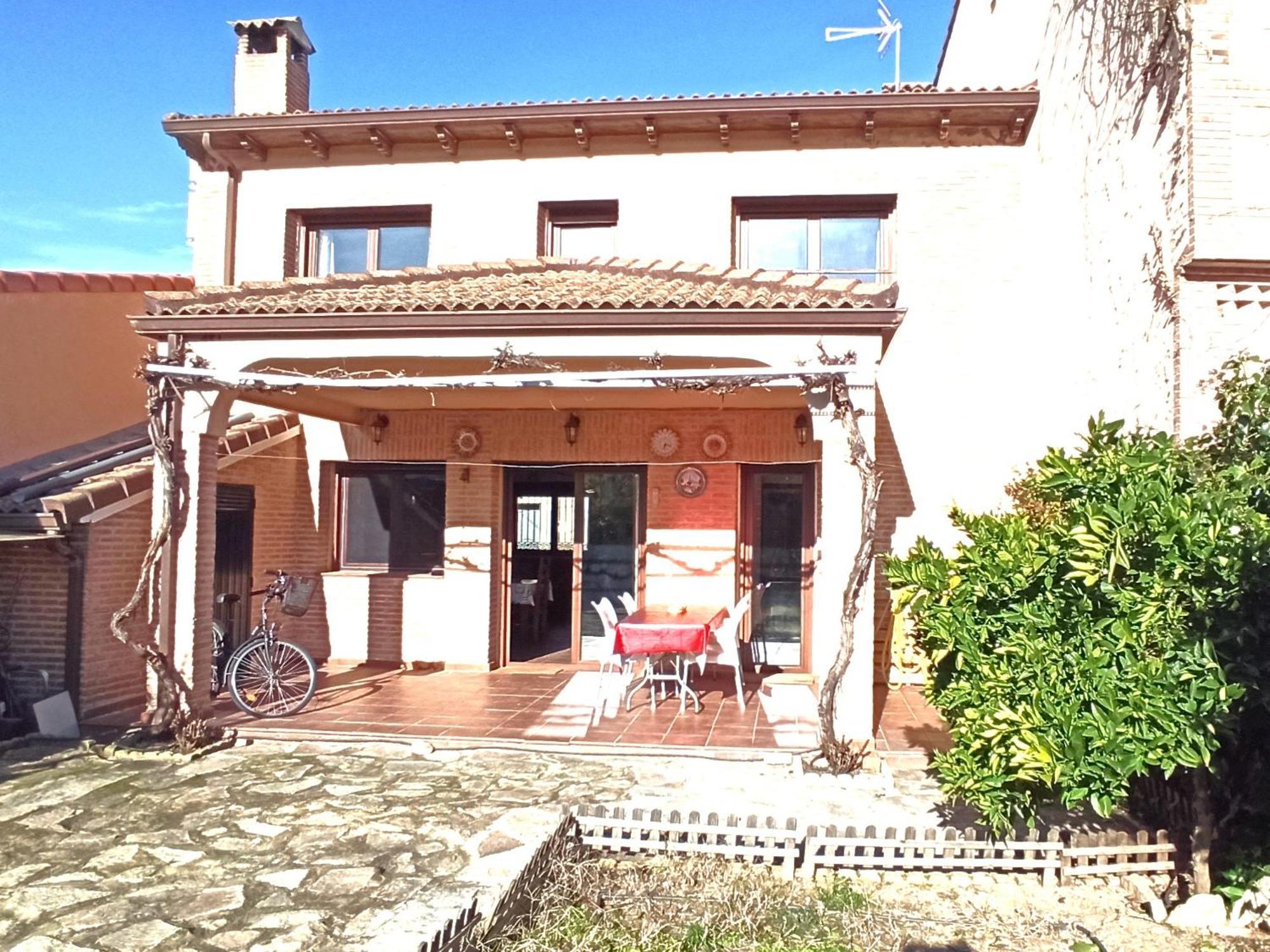 La Higuera De Gredos Villa Higuera de las Dueñas Exterior foto